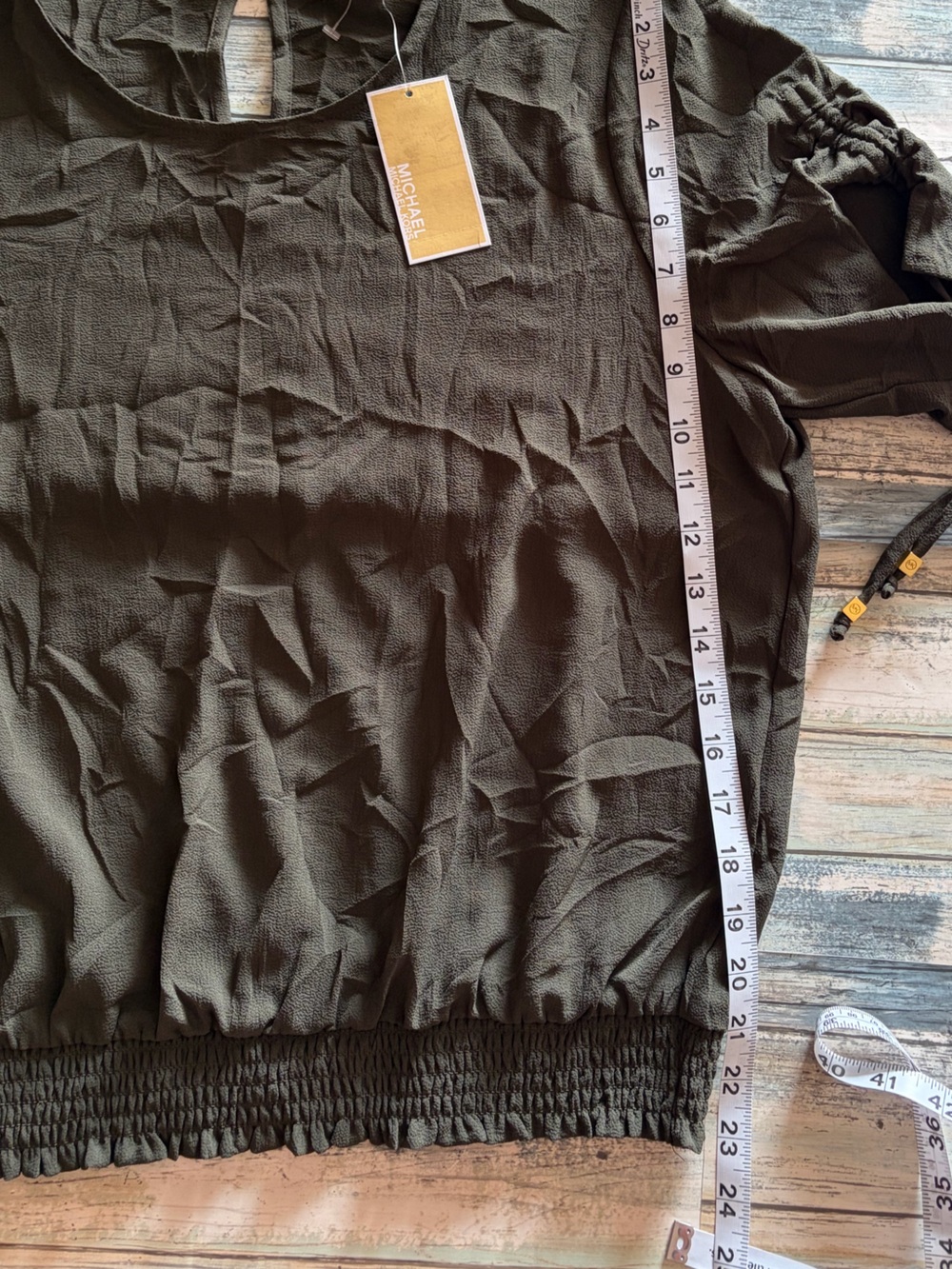 Michael Kors Olive Green Short Sleeve Tie-Detail Blouse NWT - Picture 5 of 6